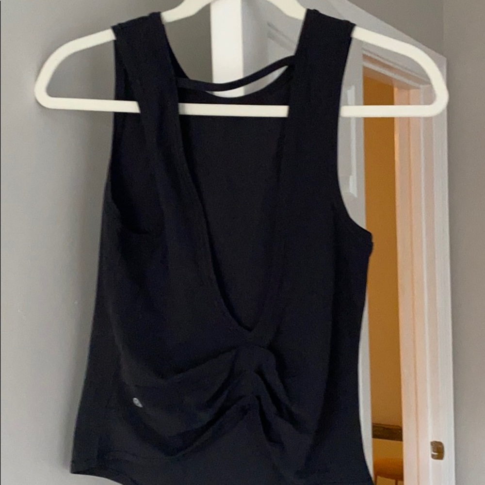 Lululemon workout tank